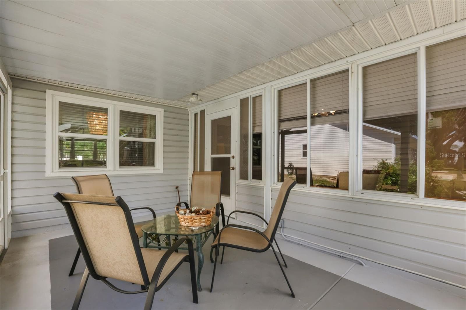 Single Family Residence at 1305 MORAY CT, LEESBURG, photo 28 of 50