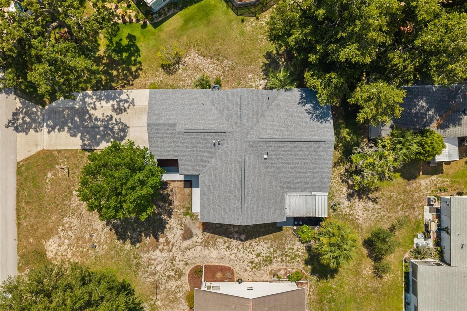 Single Family Residence at 1305 MORAY CT, LEESBURG, photo 36 of 50