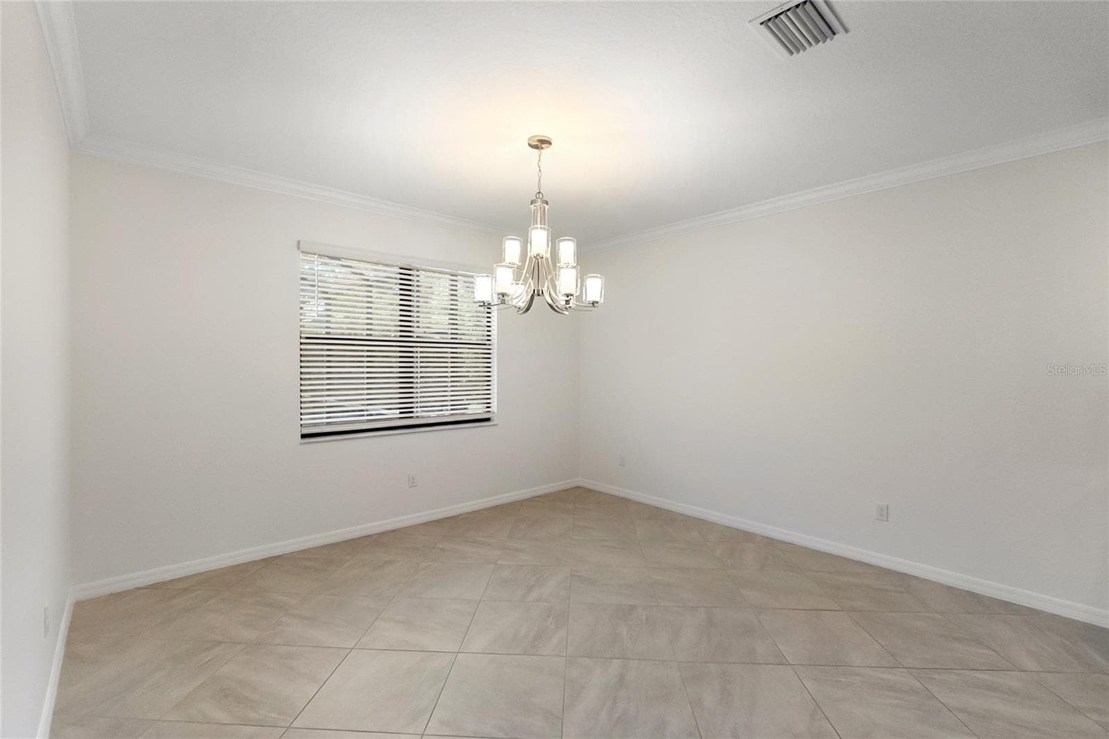 Single Family Residence at 9730 CARNOUSTIE PL, BRADENTON, photo 17 of 41