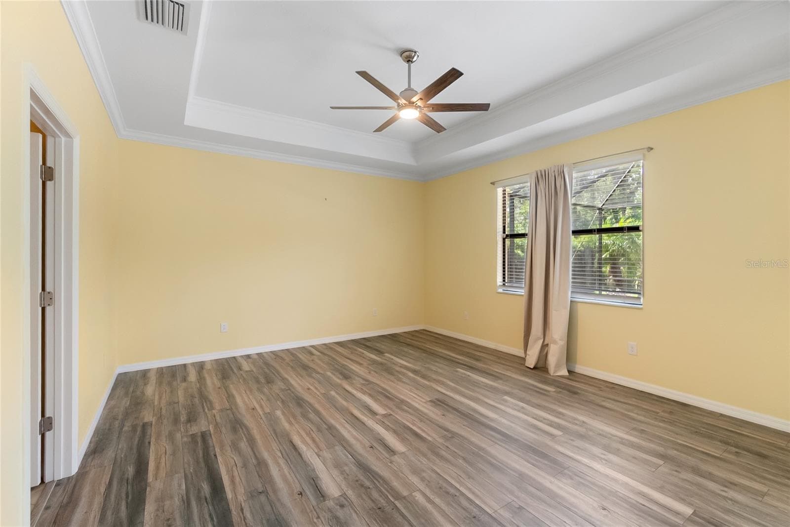 Single Family Residence at 9730 CARNOUSTIE PL, BRADENTON, photo 19 of 41