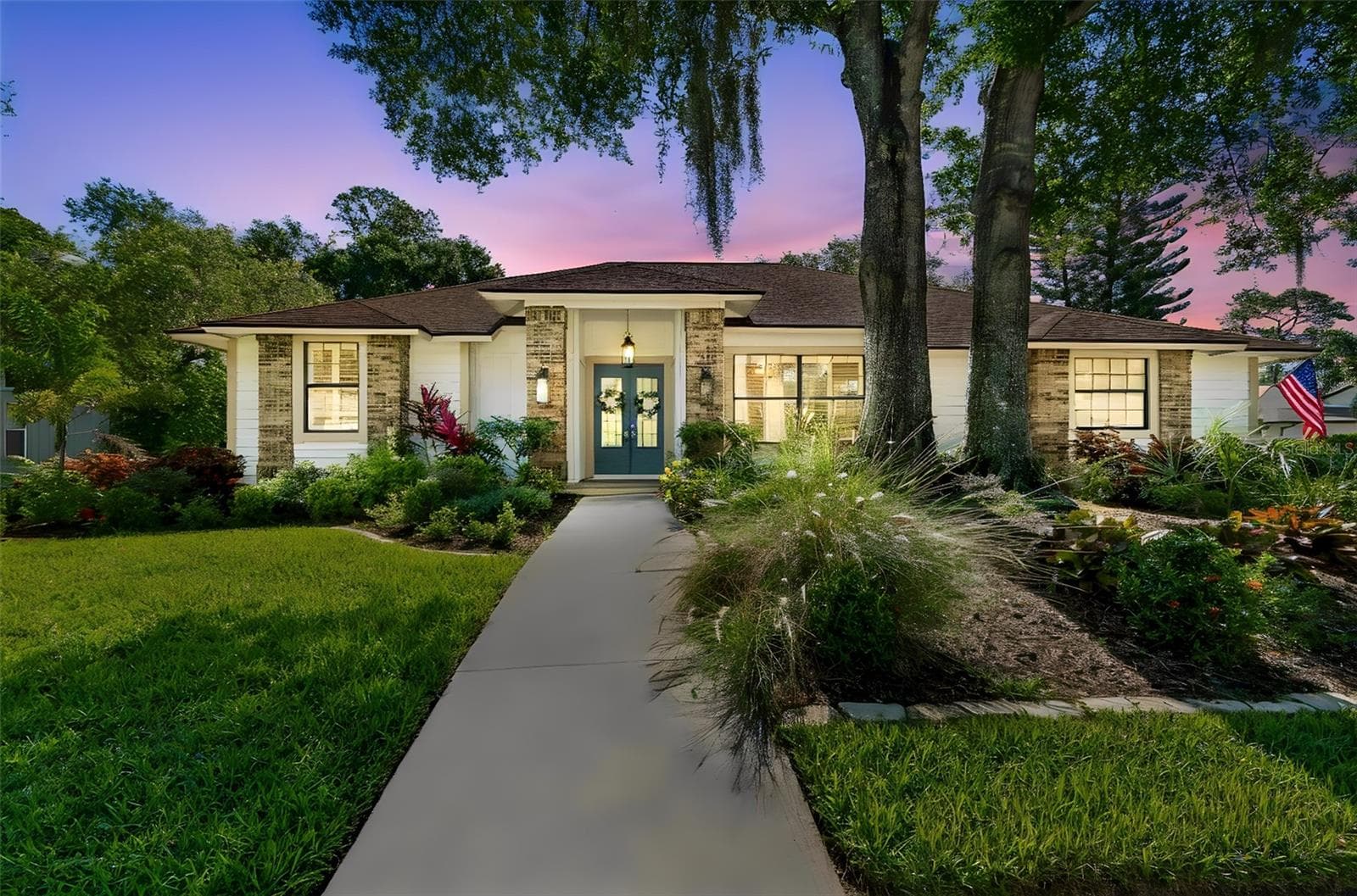 Single Family Residence at 4627 TRAILS DR, SARASOTA, photo 2 of 77