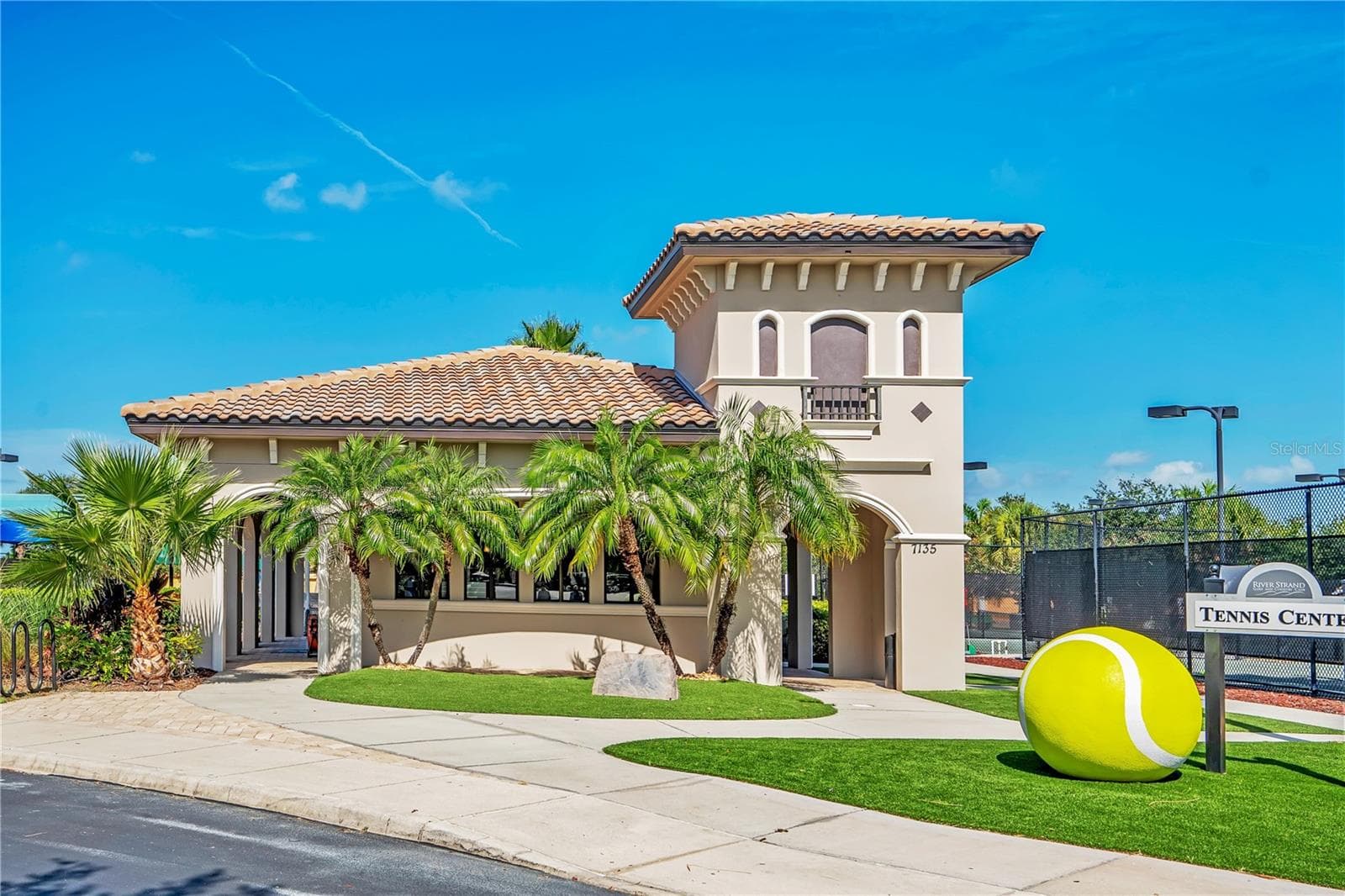 Raquet Pro Shop - 415 WINDING BROOK LN #102, BRADENTON