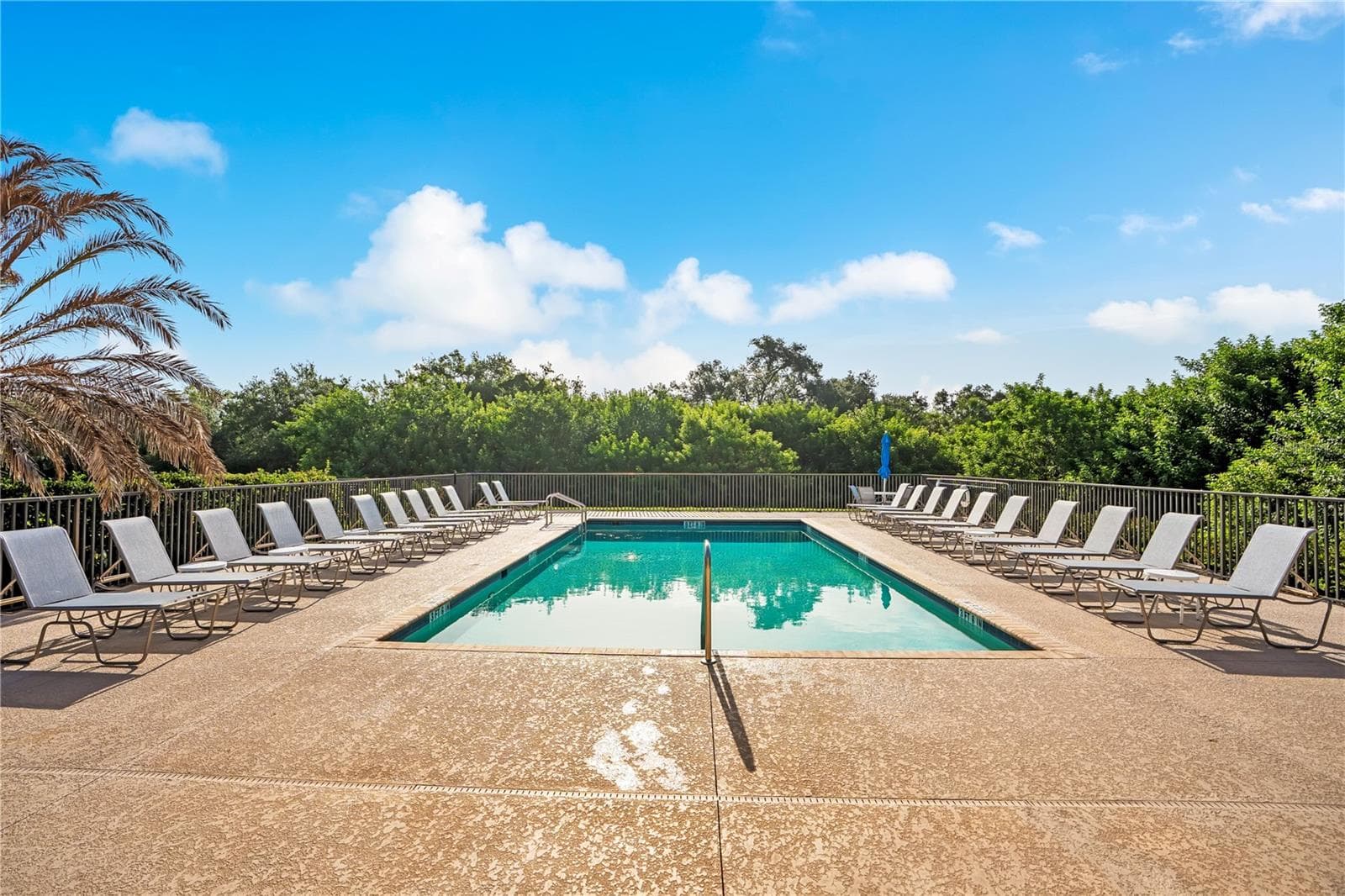 Condominium at 415 WINDING BROOK LN #102, BRADENTON, photo 59 of 78