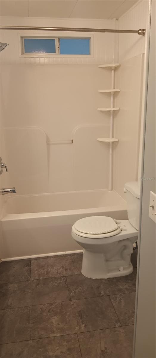 Bathroom 2 - 313 DANUBE CIR, BRADENTON