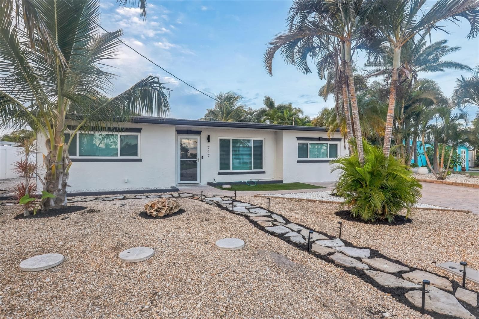 Single Family Residence at 747 PRUITT DR, MADEIRA BEACH, photo 4 of 17
