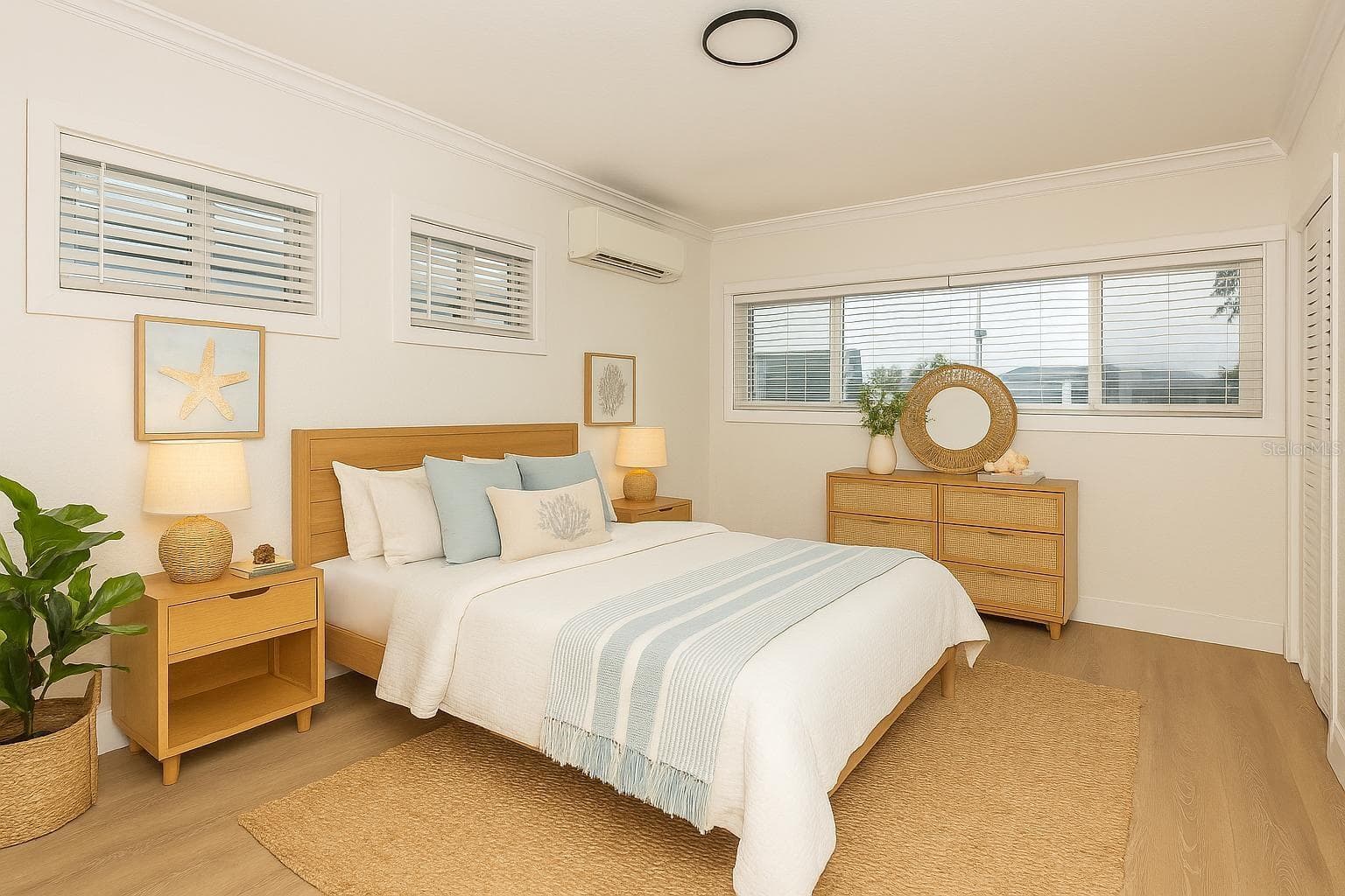 Single Family Residence at 747 PRUITT DR, MADEIRA BEACH, photo 10 of 17