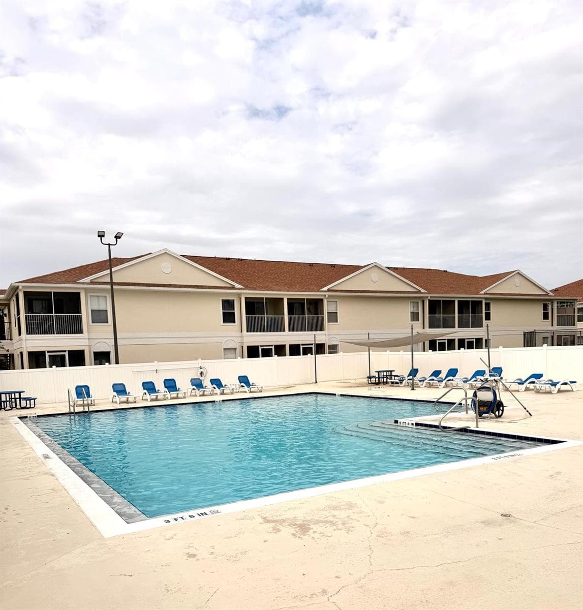 POOL - 8842 CORAL PALMS CT #B, KISSIMMEE