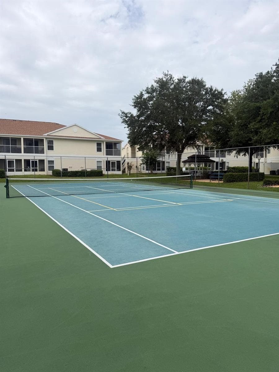 TENNIS COURT - 8842 CORAL PALMS CT #B, KISSIMMEE