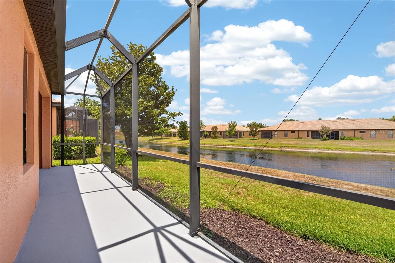 Villa at 132 SHELL FALLS DR, APOLLO BEACH, photo 5 of 97