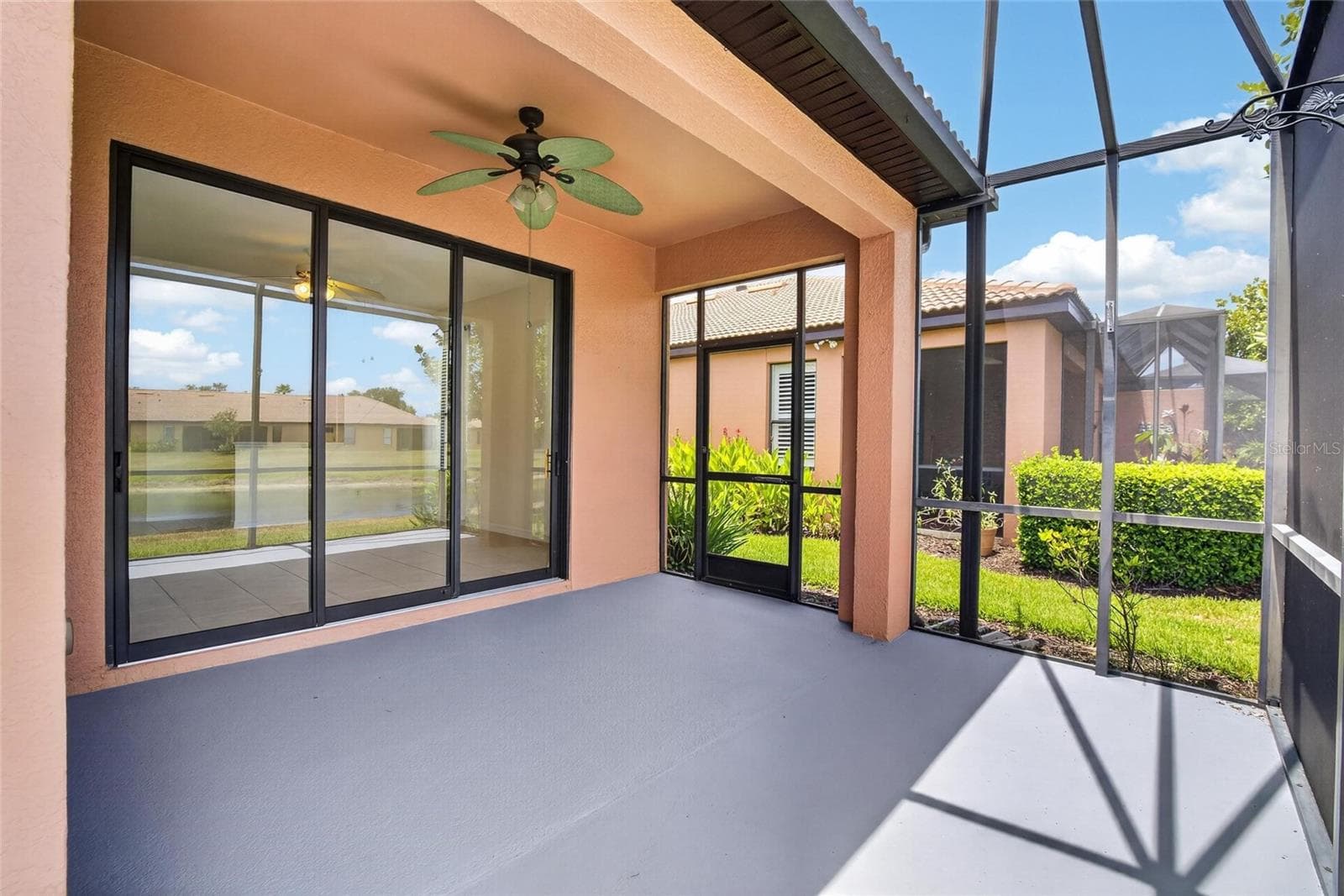Villa at 132 SHELL FALLS DR, APOLLO BEACH, photo 8 of 97