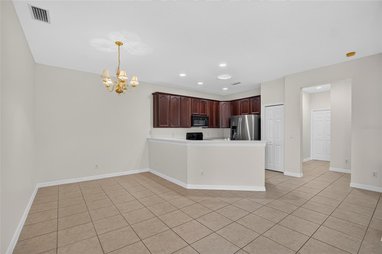 Villa at 132 SHELL FALLS DR, APOLLO BEACH, photo 29 of 97