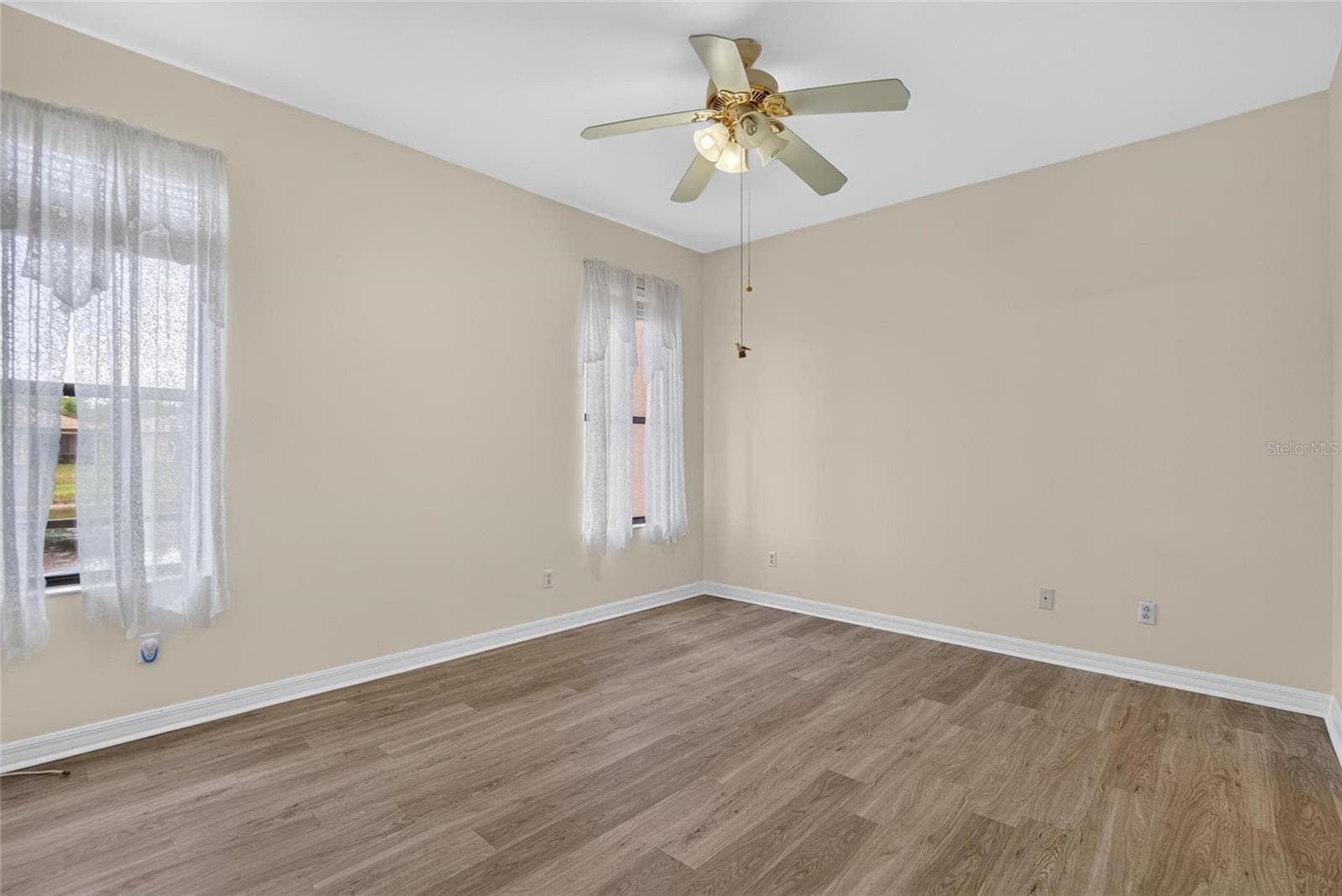 Villa at 132 SHELL FALLS DR, APOLLO BEACH, photo 42 of 97