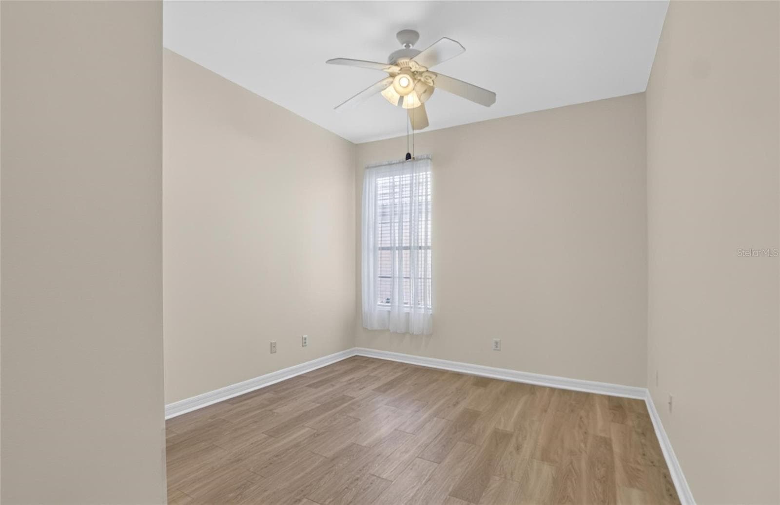 Villa at 132 SHELL FALLS DR, APOLLO BEACH, photo 47 of 97
