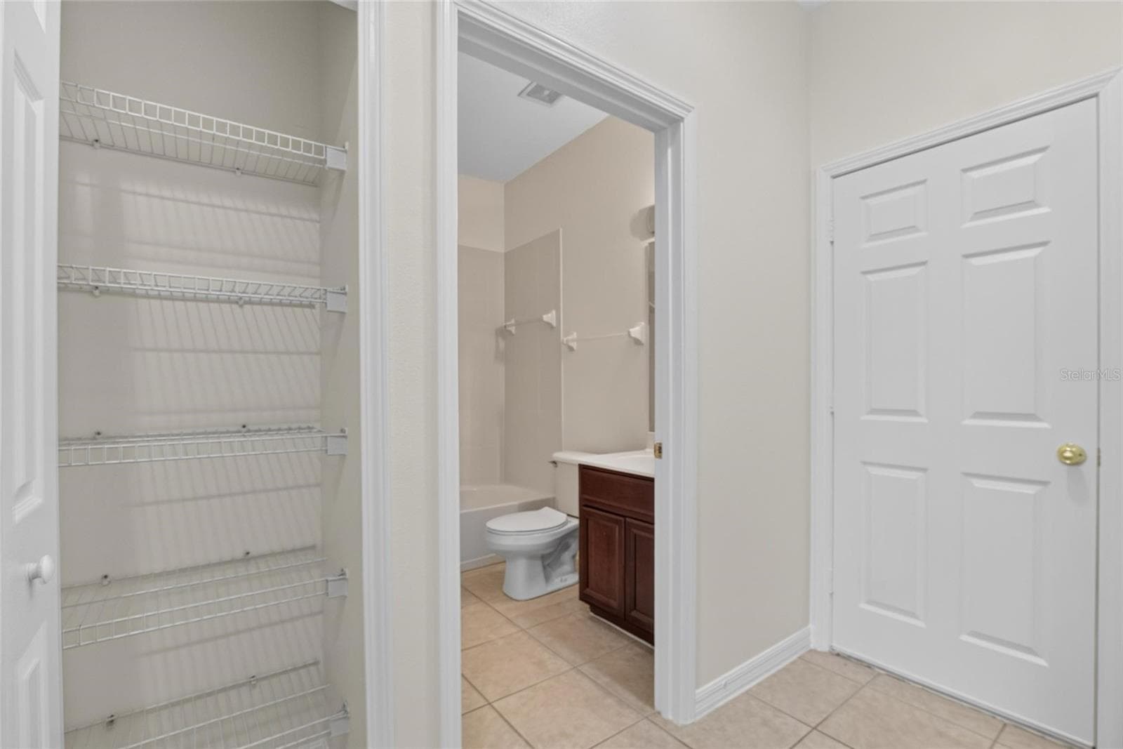 Villa at 132 SHELL FALLS DR, APOLLO BEACH, photo 57 of 97