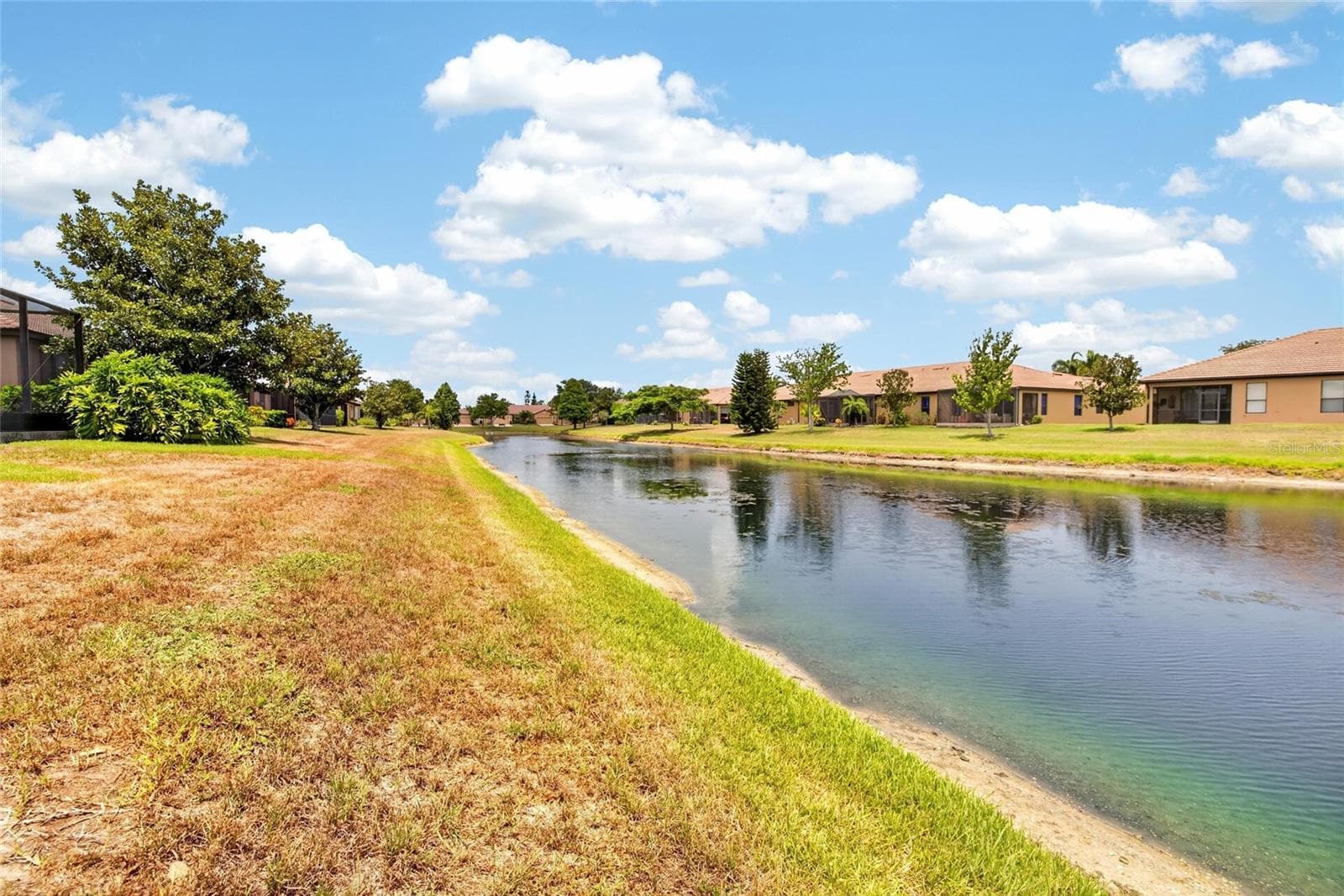 Villa at 132 SHELL FALLS DR, APOLLO BEACH, photo 63 of 97