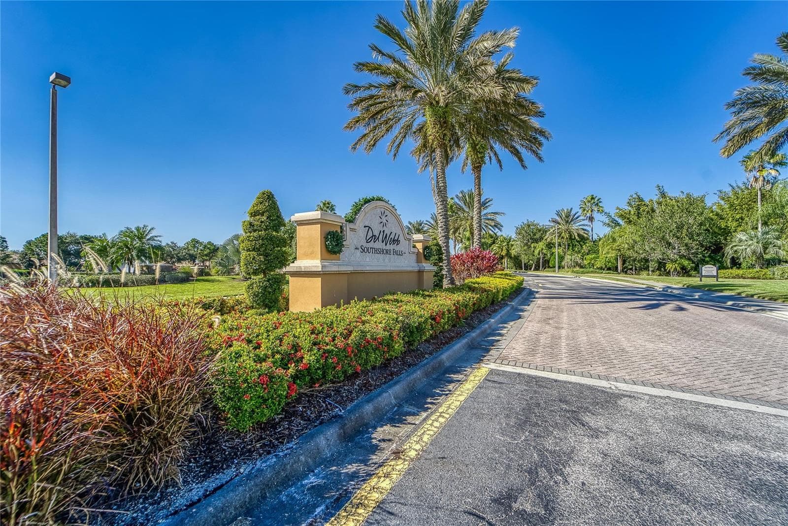 Villa at 132 SHELL FALLS DR, APOLLO BEACH, photo 80 of 97