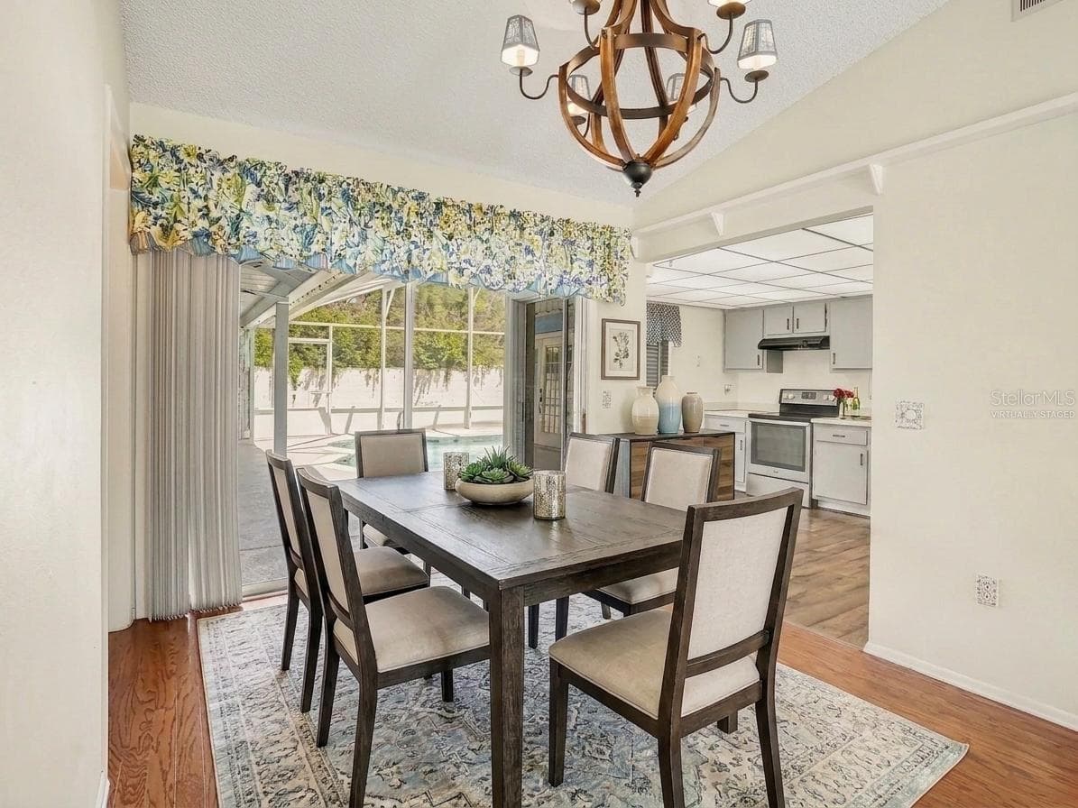 Virtually Staged - 7207 IMMOKALEE CT, ORLANDO