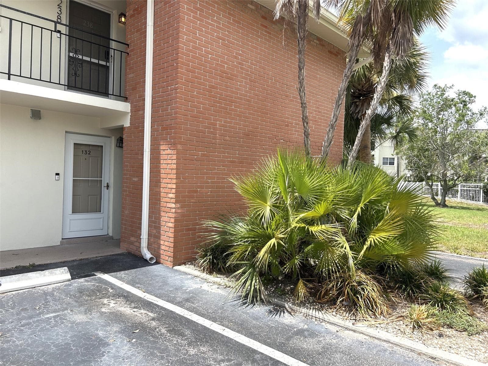 4520 OVERLOOK DR NE #132