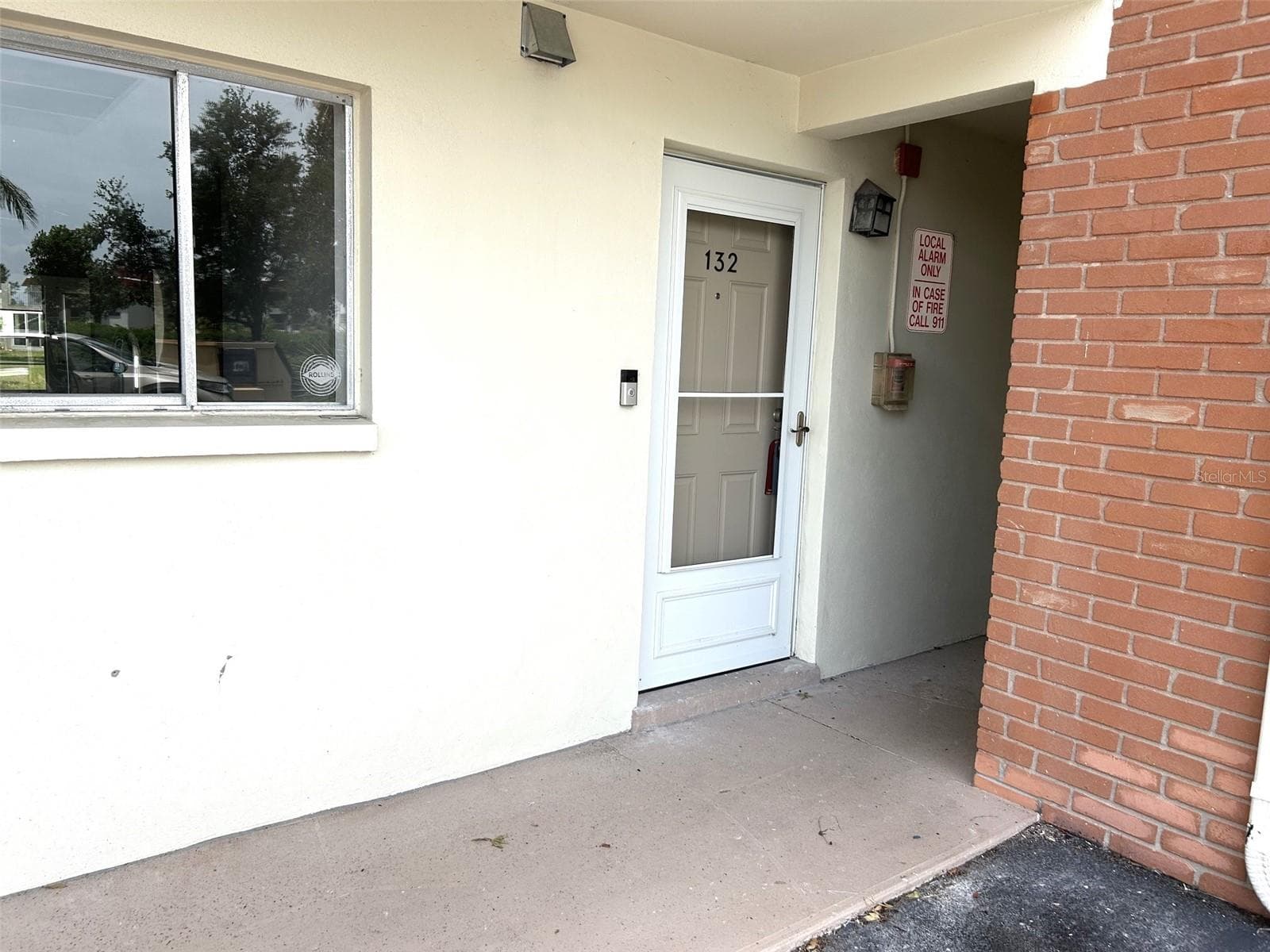 Front entry - 4520 OVERLOOK DR NE #132, ST PETERSBURG