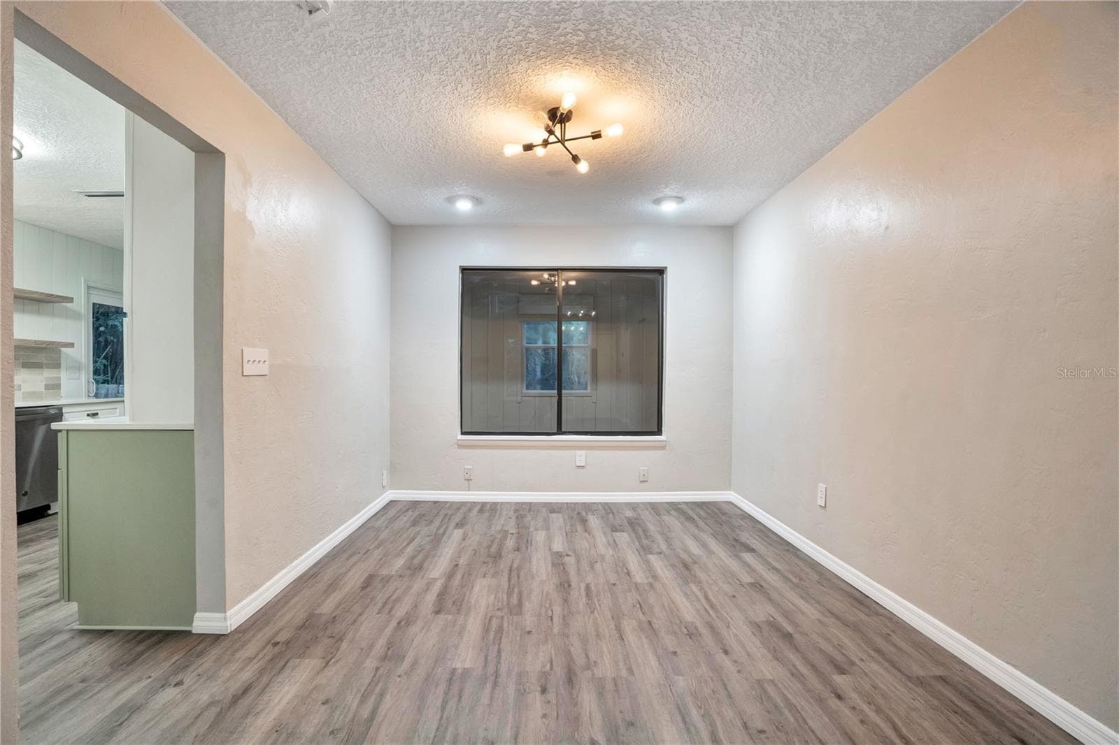 Single Family Residence at 16 RAINTREE CT, ORMOND BEACH, photo 9 of 37