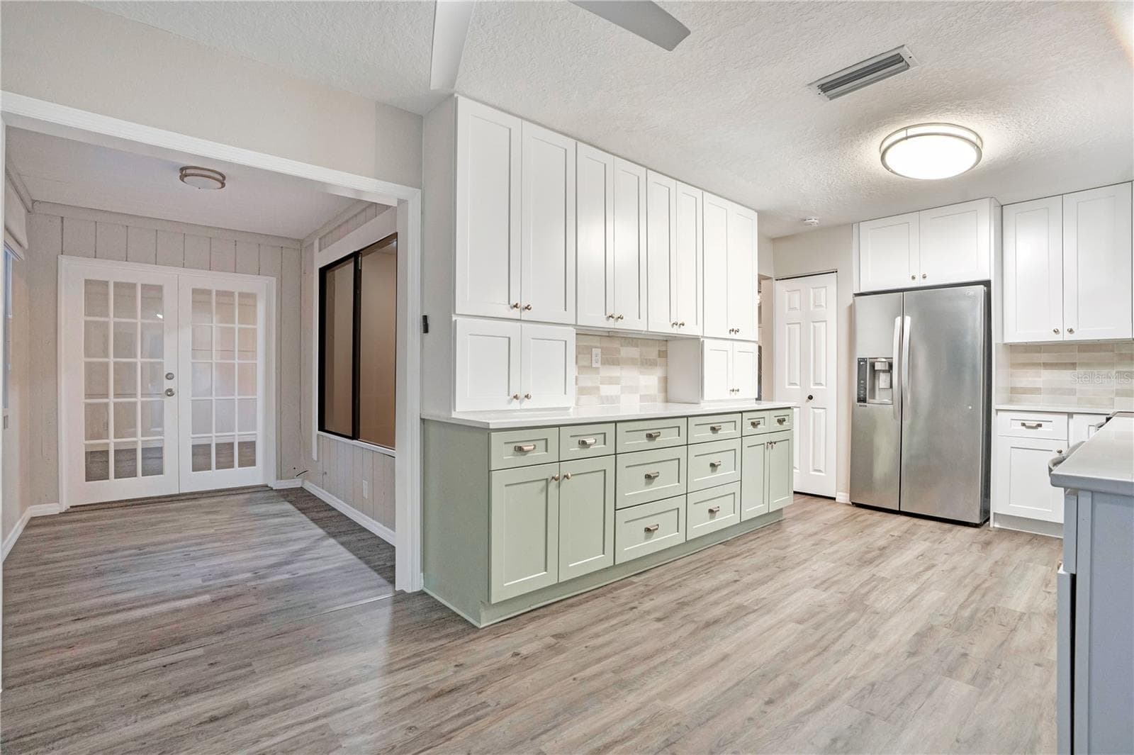 Single Family Residence at 16 RAINTREE CT, ORMOND BEACH, photo 10 of 37