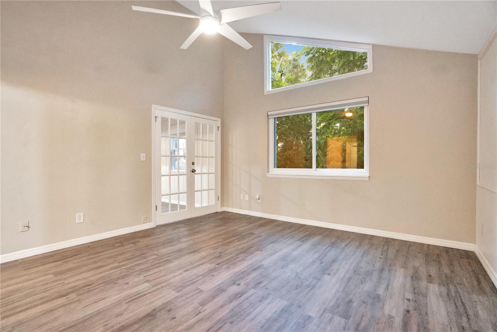 Single Family Residence at 16 RAINTREE CT, ORMOND BEACH, photo 15 of 37