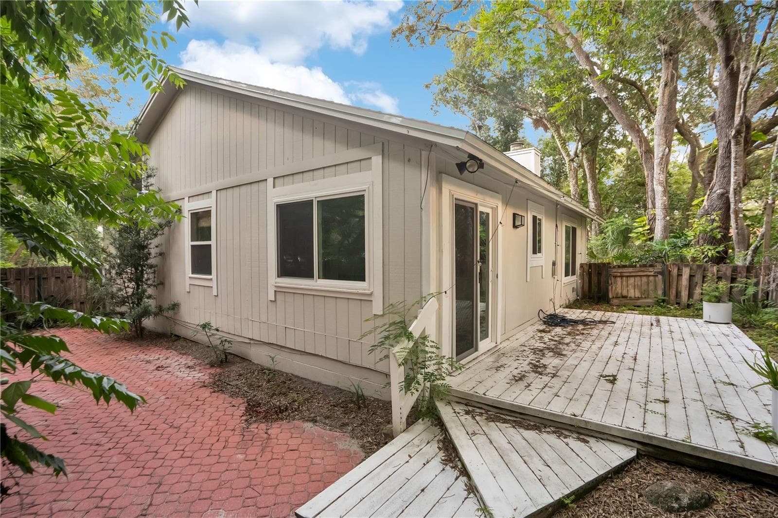 Single Family Residence at 16 RAINTREE CT, ORMOND BEACH, photo 24 of 37