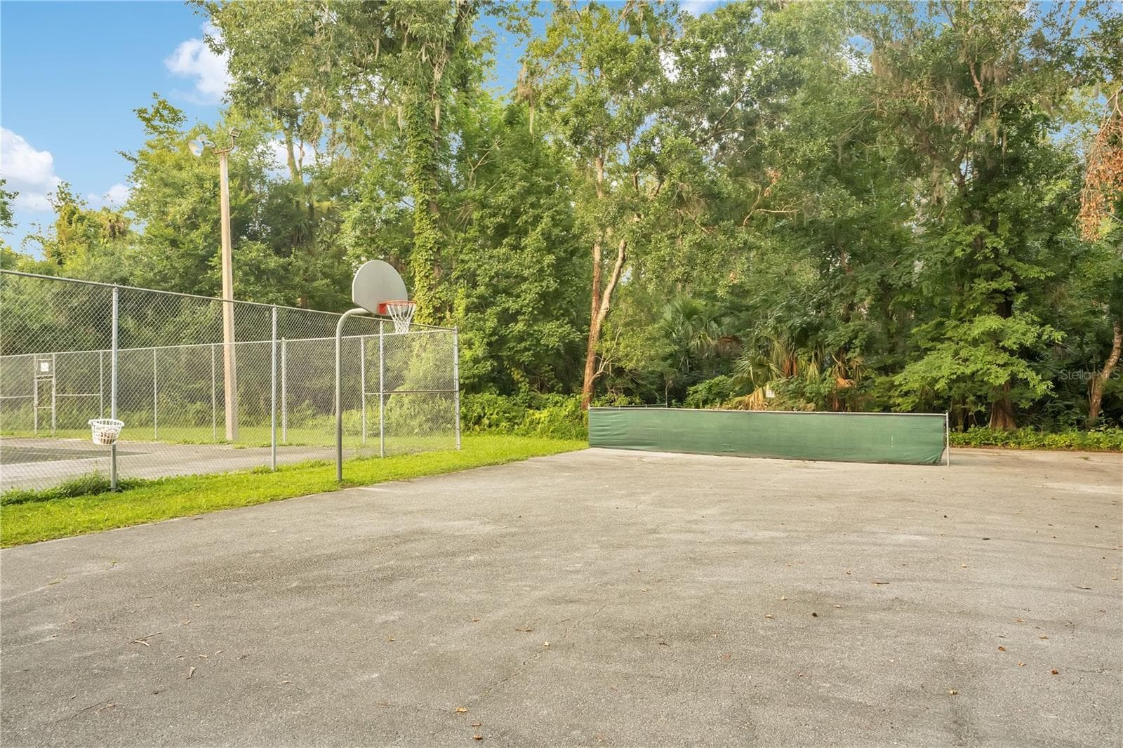 Single Family Residence at 16 RAINTREE CT, ORMOND BEACH, photo 34 of 37