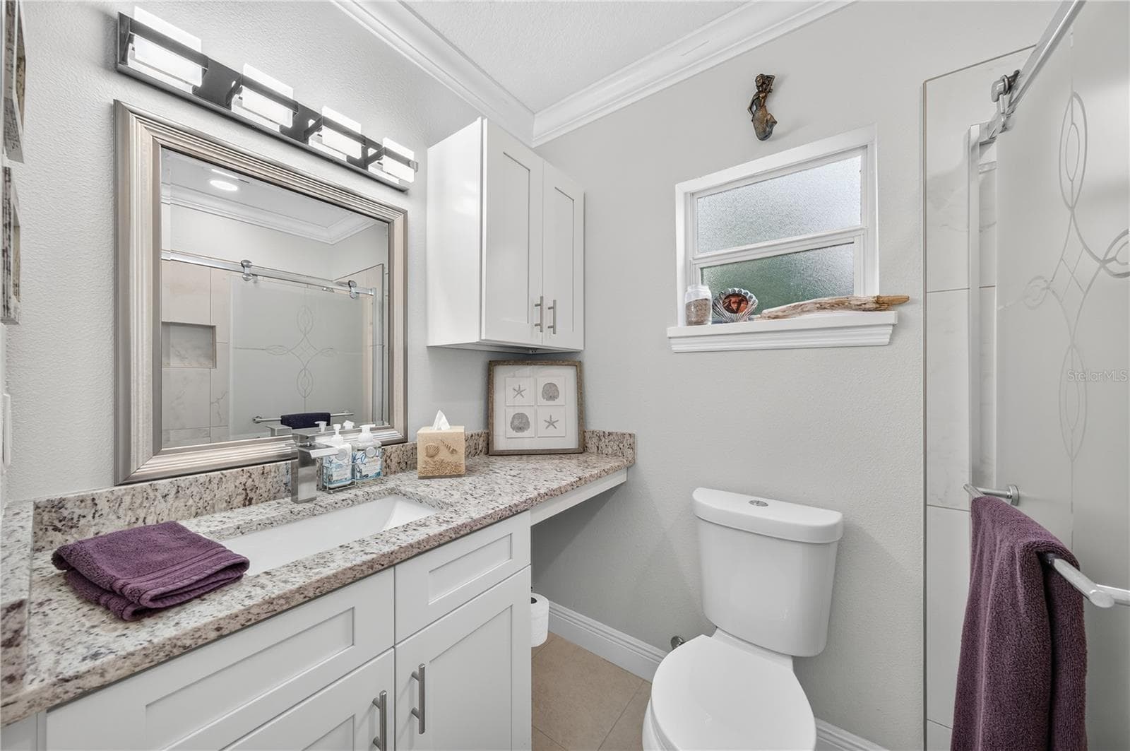 ensuite bathroom #3 - 2028 ILLINOIS ST, ORLANDO