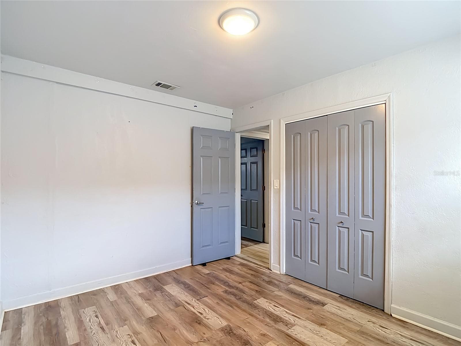 Single Family Residence at 3313 W KATHLEEN ST, TAMPA, photo 17 of 46