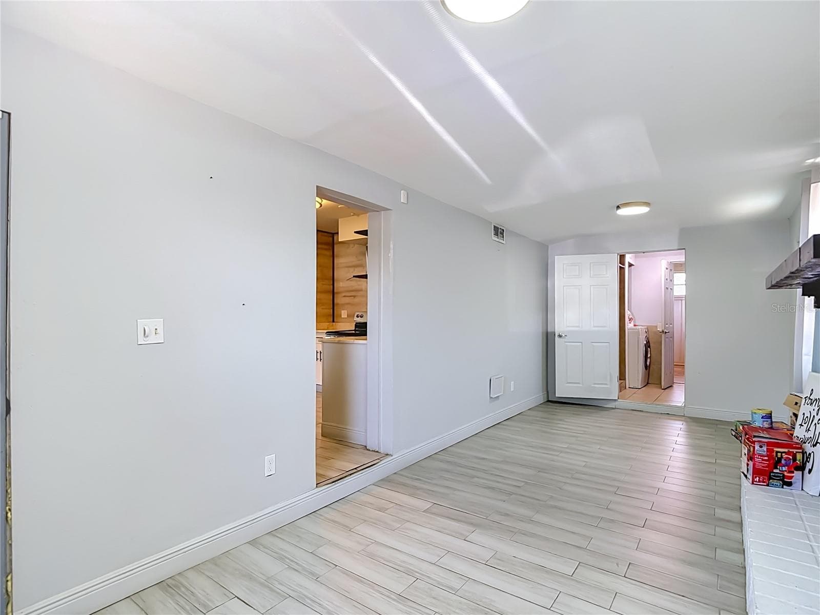 Single Family Residence at 3313 W KATHLEEN ST, TAMPA, photo 23 of 46