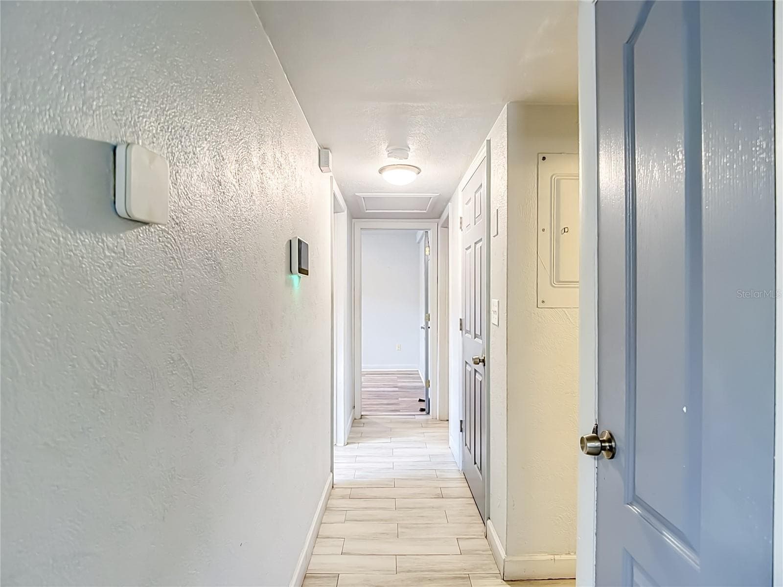 Single Family Residence at 3313 W KATHLEEN ST, TAMPA, photo 25 of 46