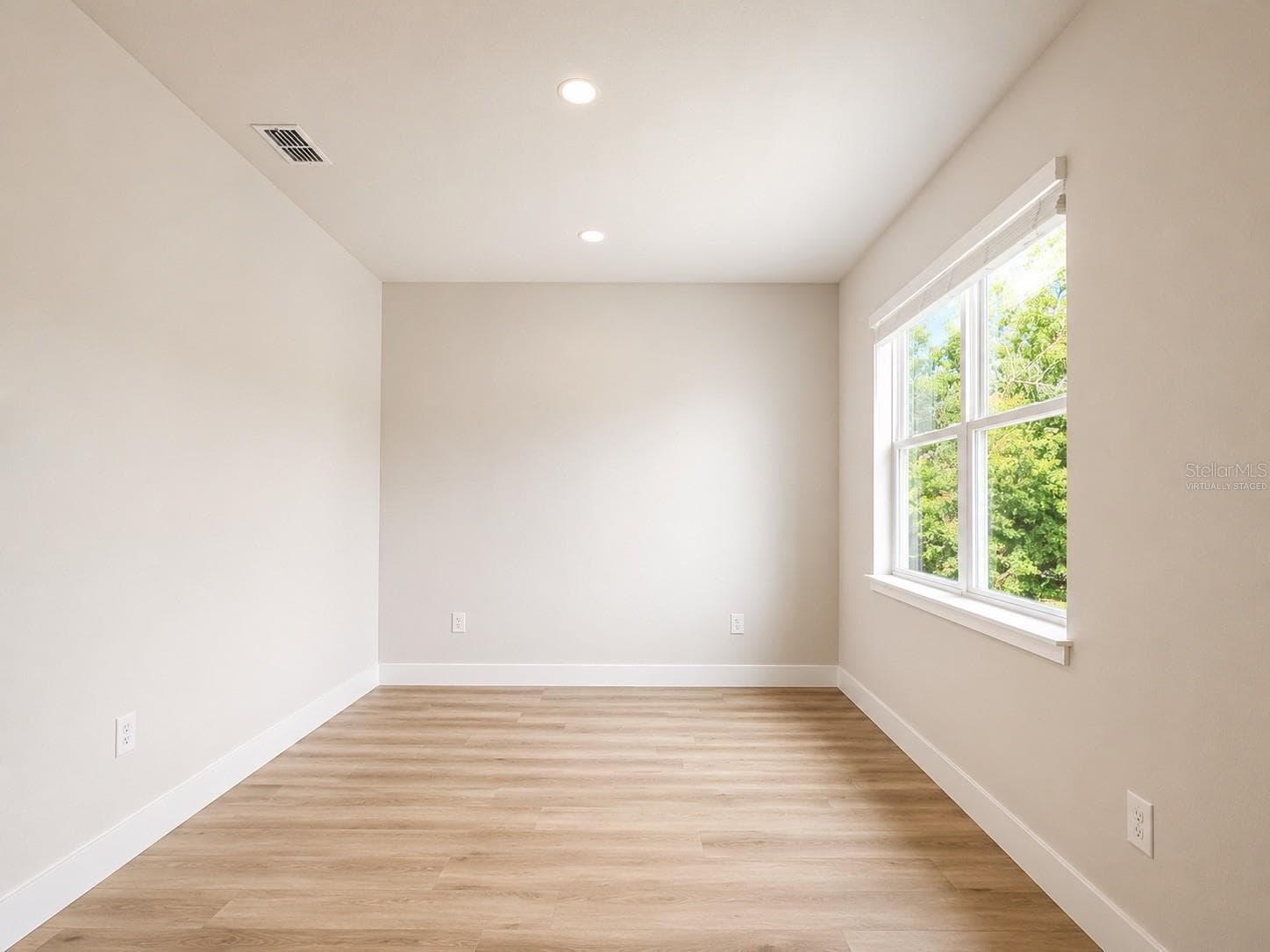 This photo is virtually staged. - 807 SANTA BARBARA DR, SANFORD