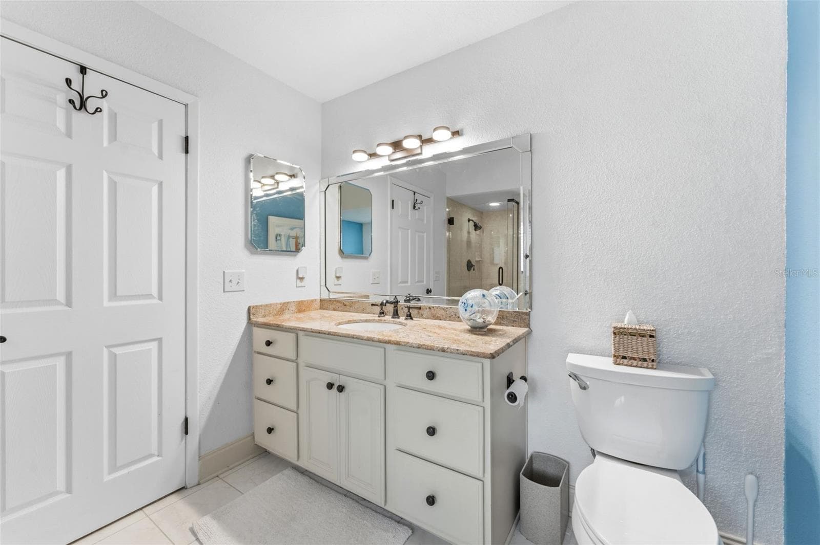 Vanity in primary ensuite - 3460 COUNTRYSIDE BLVD #66, CLEARWATER