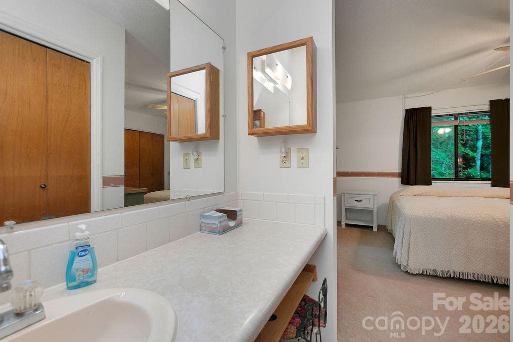 Single Family Residence at 108 Easy Street, Cedar Mountain, photo 31 of 44