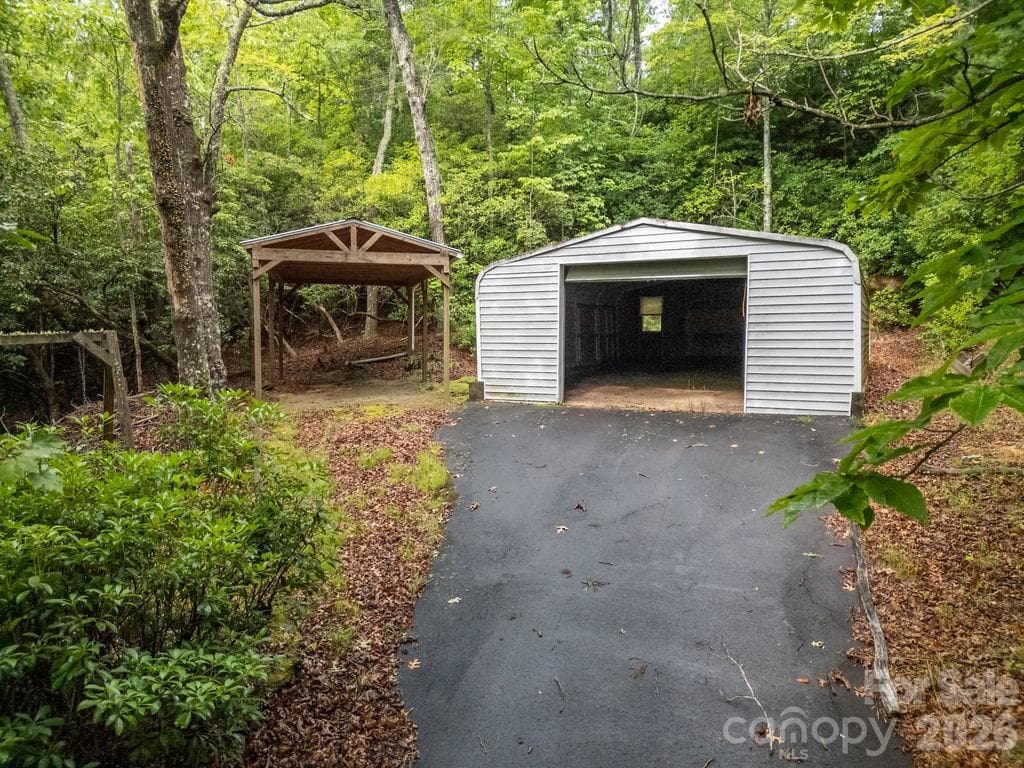 Garage and Pole Shed - 108 Easy Street, Cedar Mountain