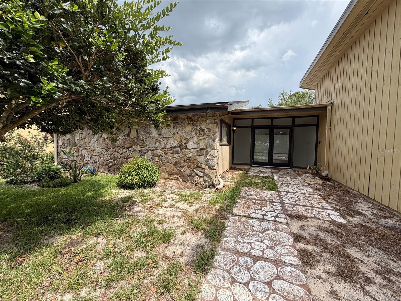 Townhouse at 6 ROBYN LN, HAINES CITY, photo 2 of 25