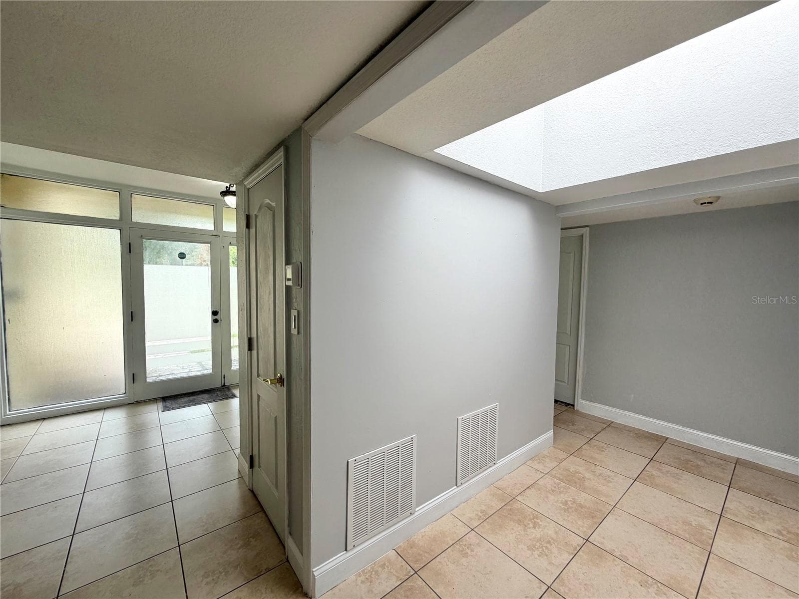 Skylight - 6 ROBYN LN, HAINES CITY