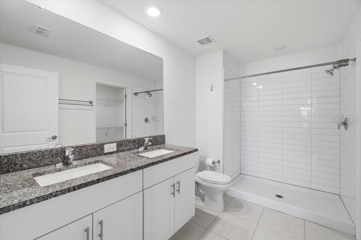 Single Family Residence at 4316 TROTTERS WAY, LAKELAND, photo 9 of 15