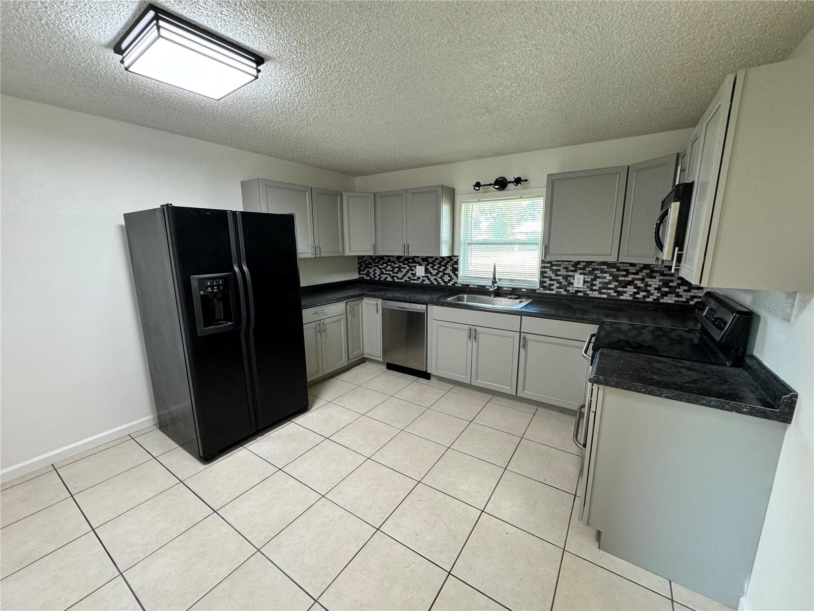 2240 Kitchen - 2242 & 2240 SW LOIS AVE, ARCADIA