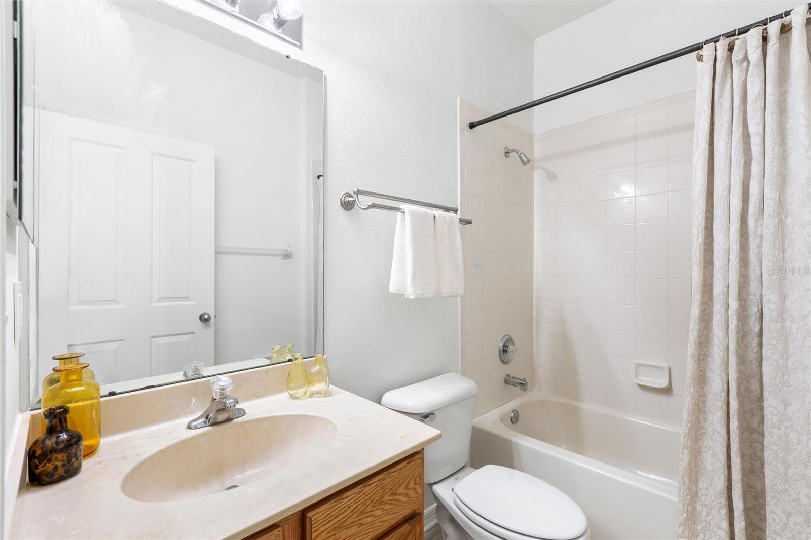 Single Family Residence at 16132 IVY LAKE DR, ODESSA, photo 25 of 60