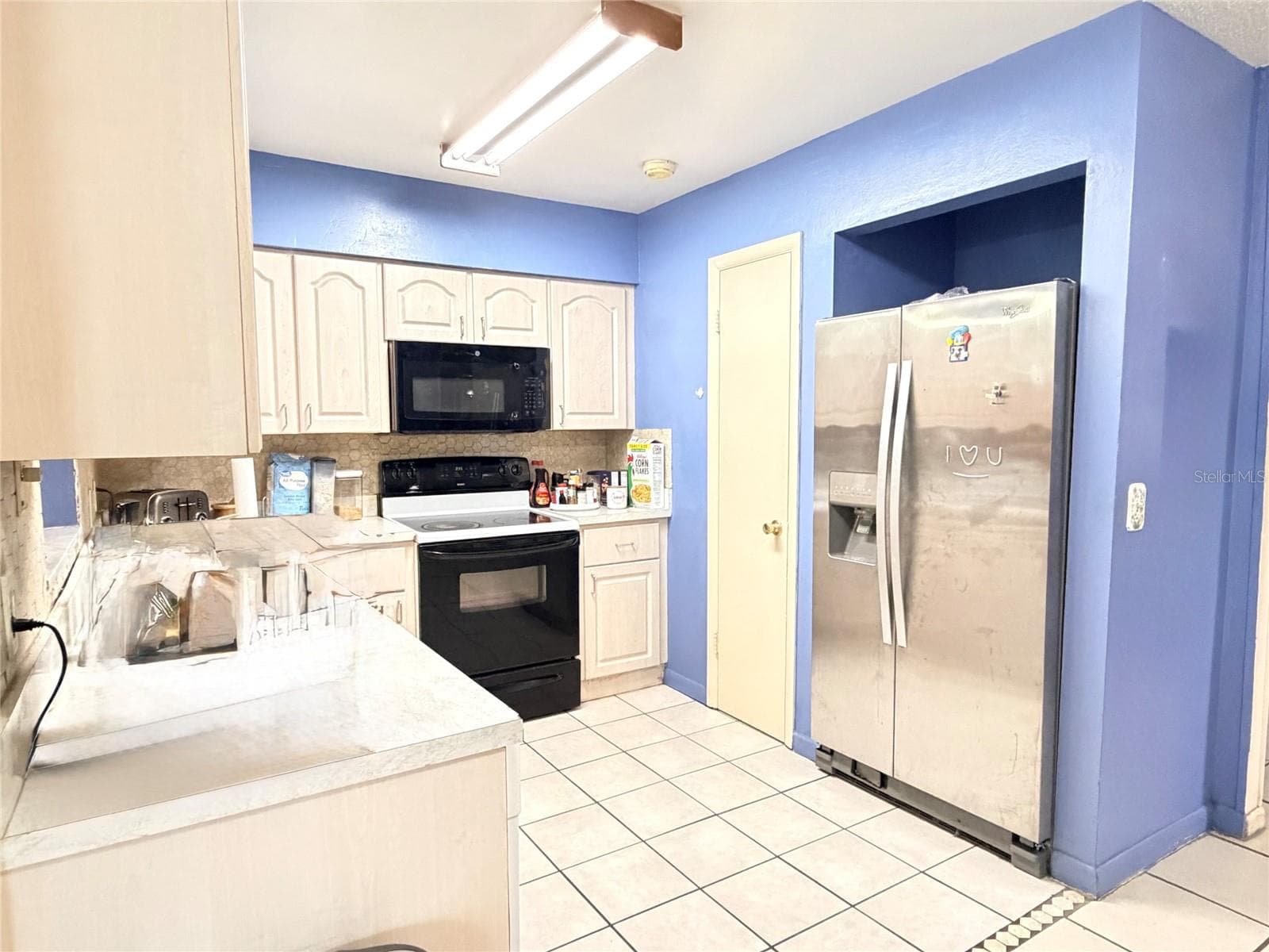 Single Family Residence at 3306 W BURKE ST, TAMPA, photo 16 of 27