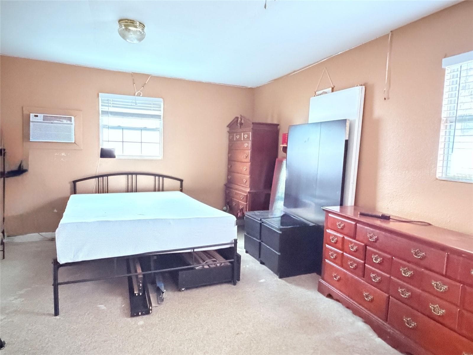 Apartment Bedroom - 3306 W BURKE ST, TAMPA