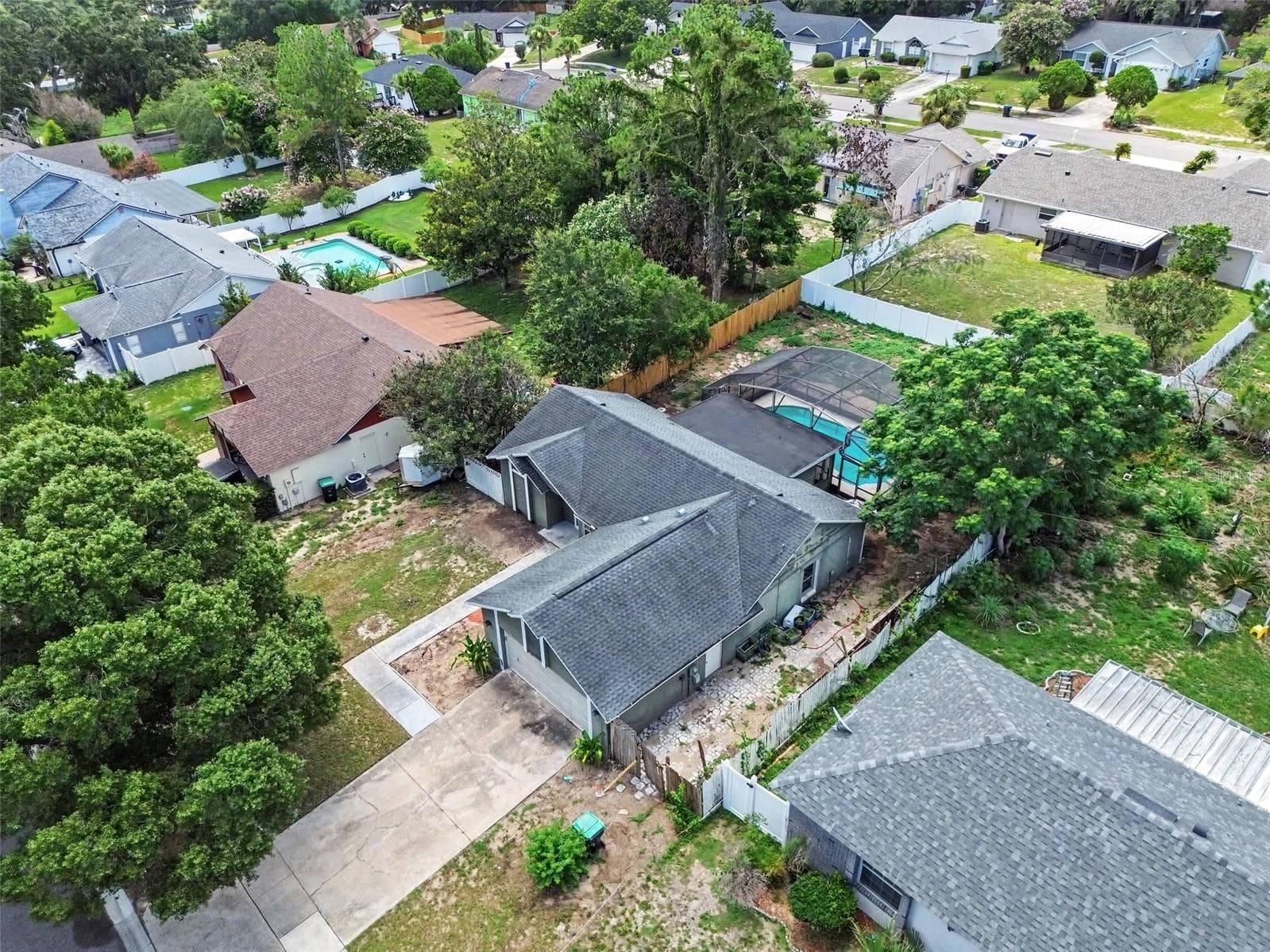 Single Family Residence at 7774 BARBERRY DR, ORLANDO, photo 12 of 16