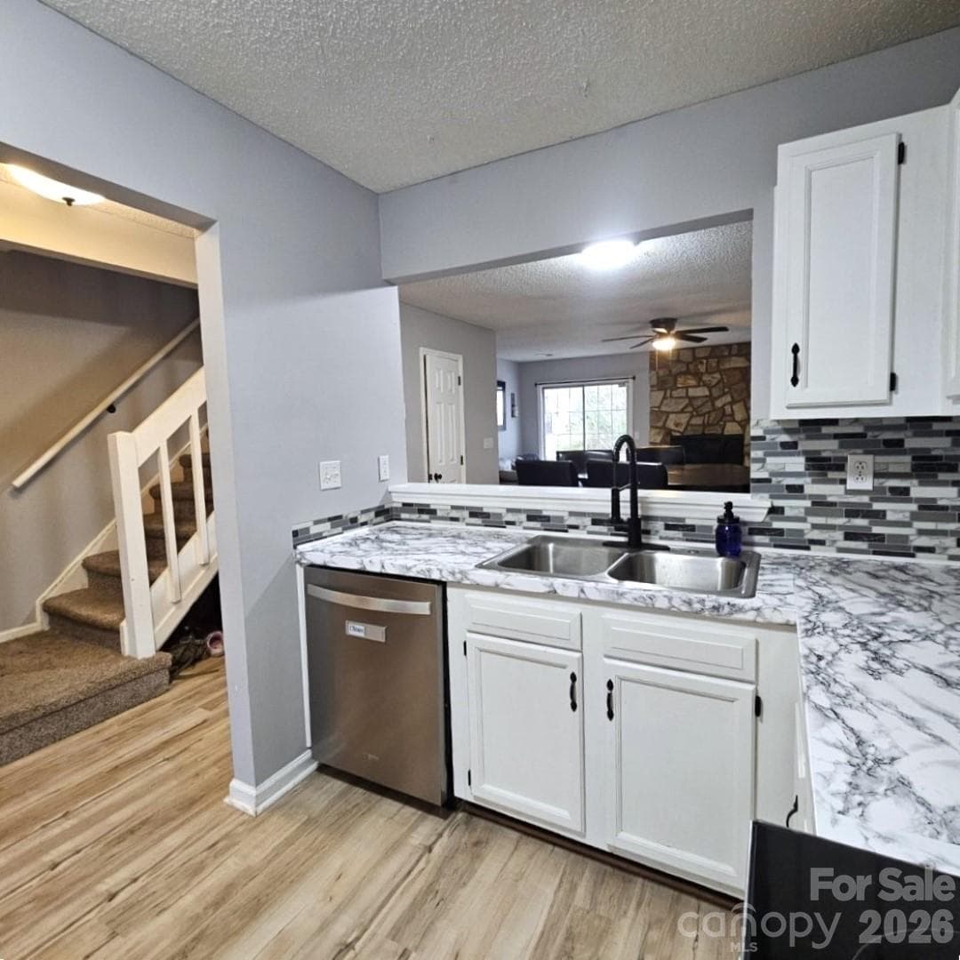 Townhouse at 8291 Golf Ridge Drive, Charlotte, photo 10 of 29