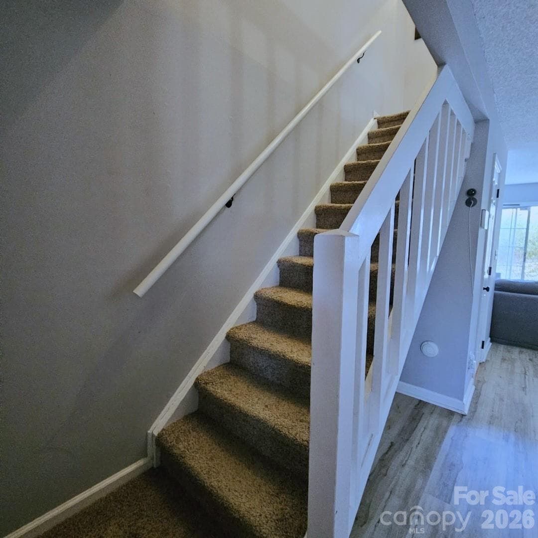Townhouse at 8291 Golf Ridge Drive, Charlotte, photo 14 of 29