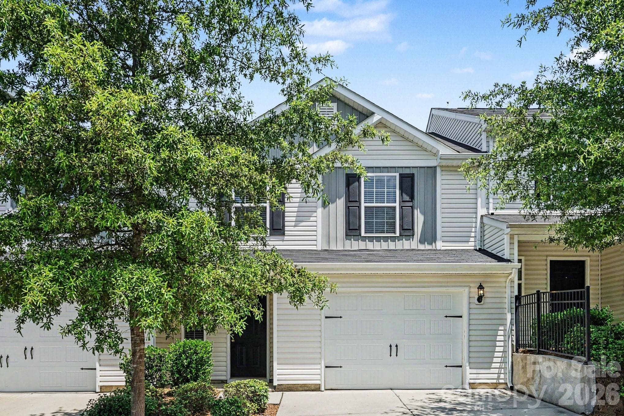2240 Latimer Lane