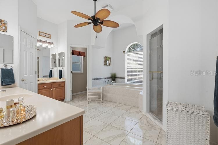 Single Family Residence at 10470 RAMBLE RIDGE CT, WEEKI WACHEE, photo 17 of 44