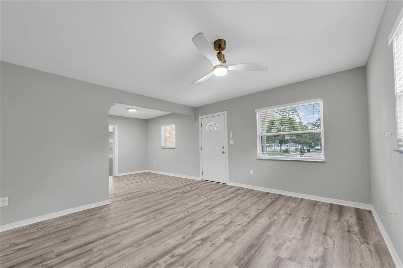 Single Family Residence at 1808 S CLUB CT, TAMPA, photo 4 of 45