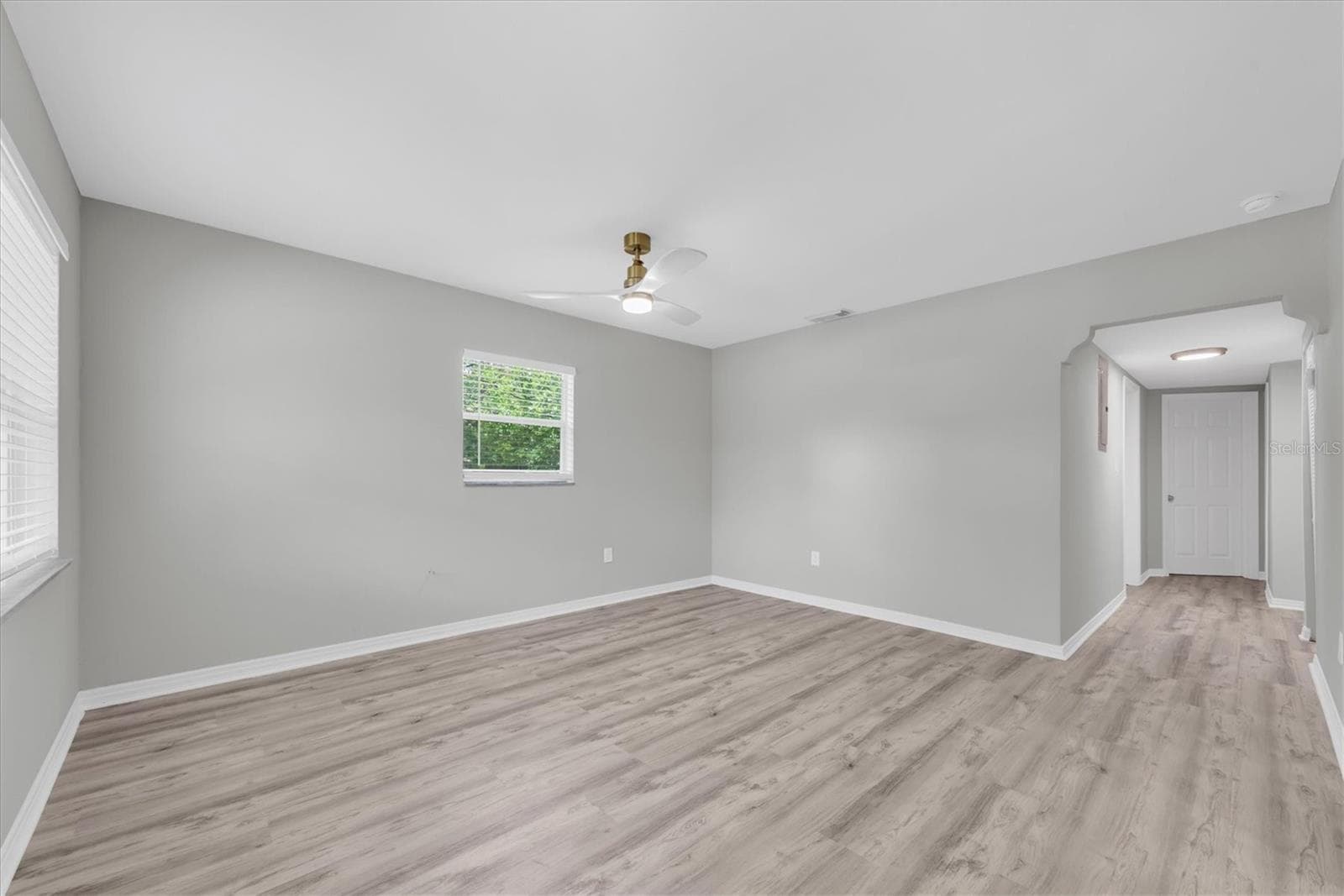 Single Family Residence at 1808 S CLUB CT, TAMPA, photo 6 of 45